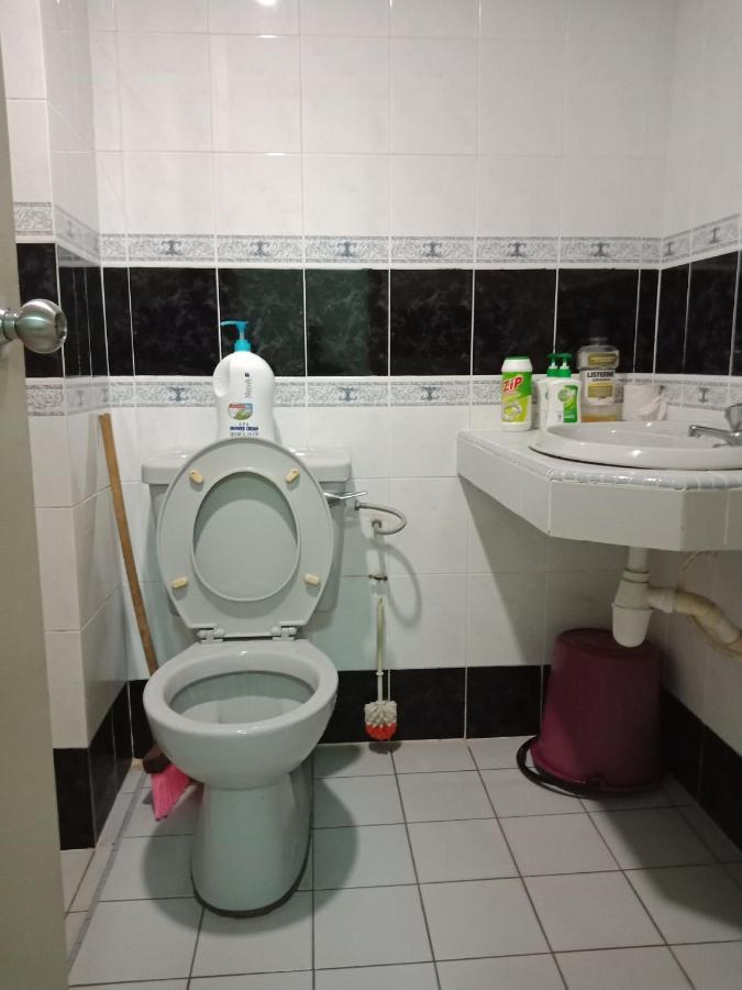 Glory Beach Resort Private 2 Bedroom Apartment Port Dickson Extérieur photo