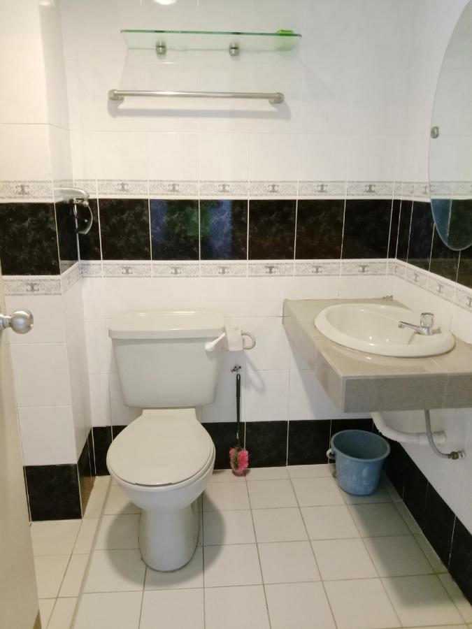 Glory Beach Resort Private 2 Bedroom Apartment Port Dickson Extérieur photo