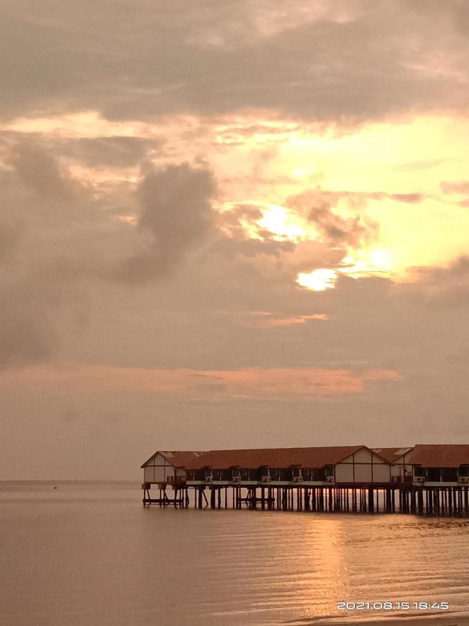 Glory Beach Resort Private 2 Bedroom Apartment Port Dickson Extérieur photo