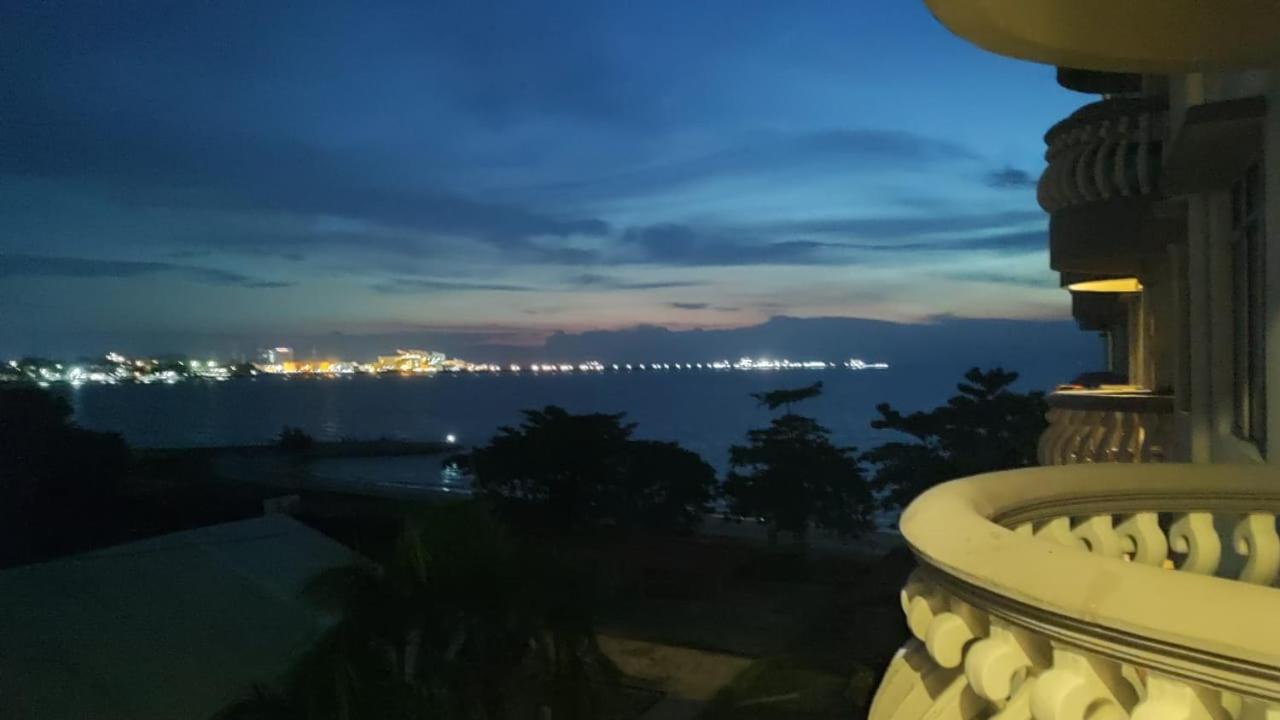 Glory Beach Resort Private 2 Bedroom Apartment Port Dickson Extérieur photo